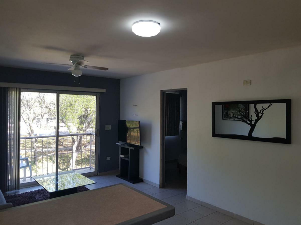 Contry La Silla Zona Tec - Nuevo Sur Apartamento