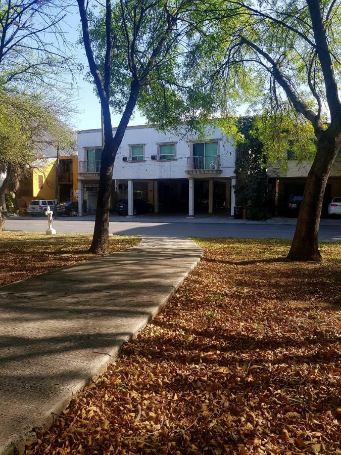 Contry La Silla Zona Tec - Nuevo Sur Apartamento